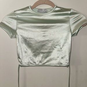 Crop top green light 💚🩵🤍